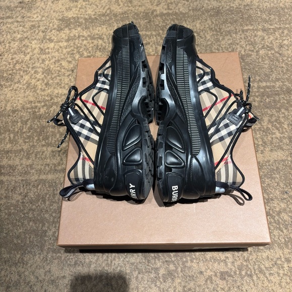 Burberry Arthur Archive Sneakers – Beige/Black – Men’s Size 11 (EU 44) - Picture 6 of 10